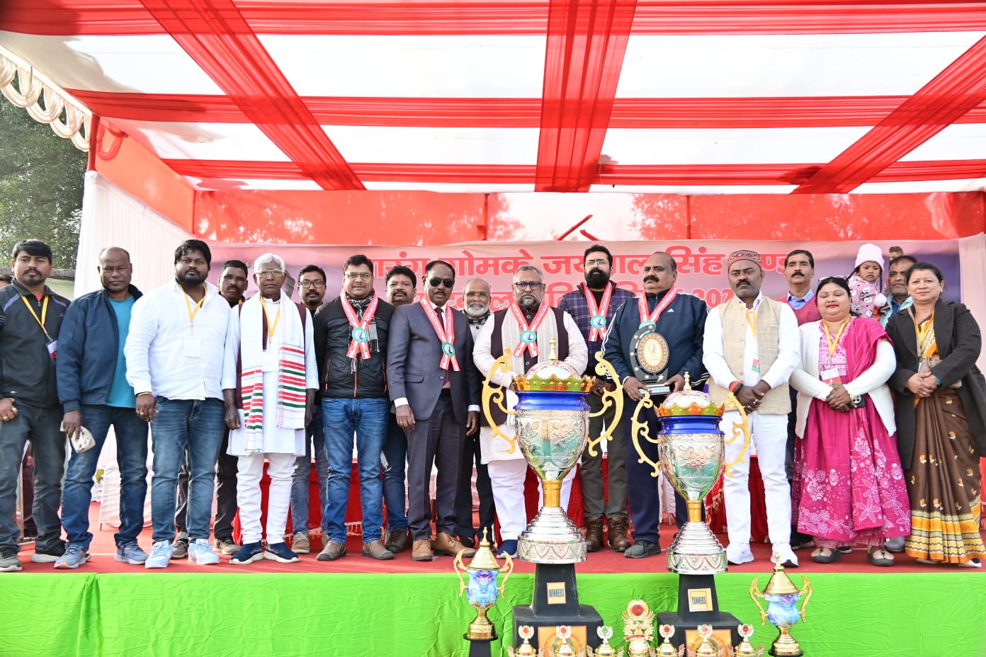 मारंग गोमके जयपाल सिंह मुंडा जयंती पर फुटबॉल प्रतियोगिता का भव्य शुभारंभ, बरियातू राजा स्पोर्ट्स सेमीफाइनल में पहुंचा